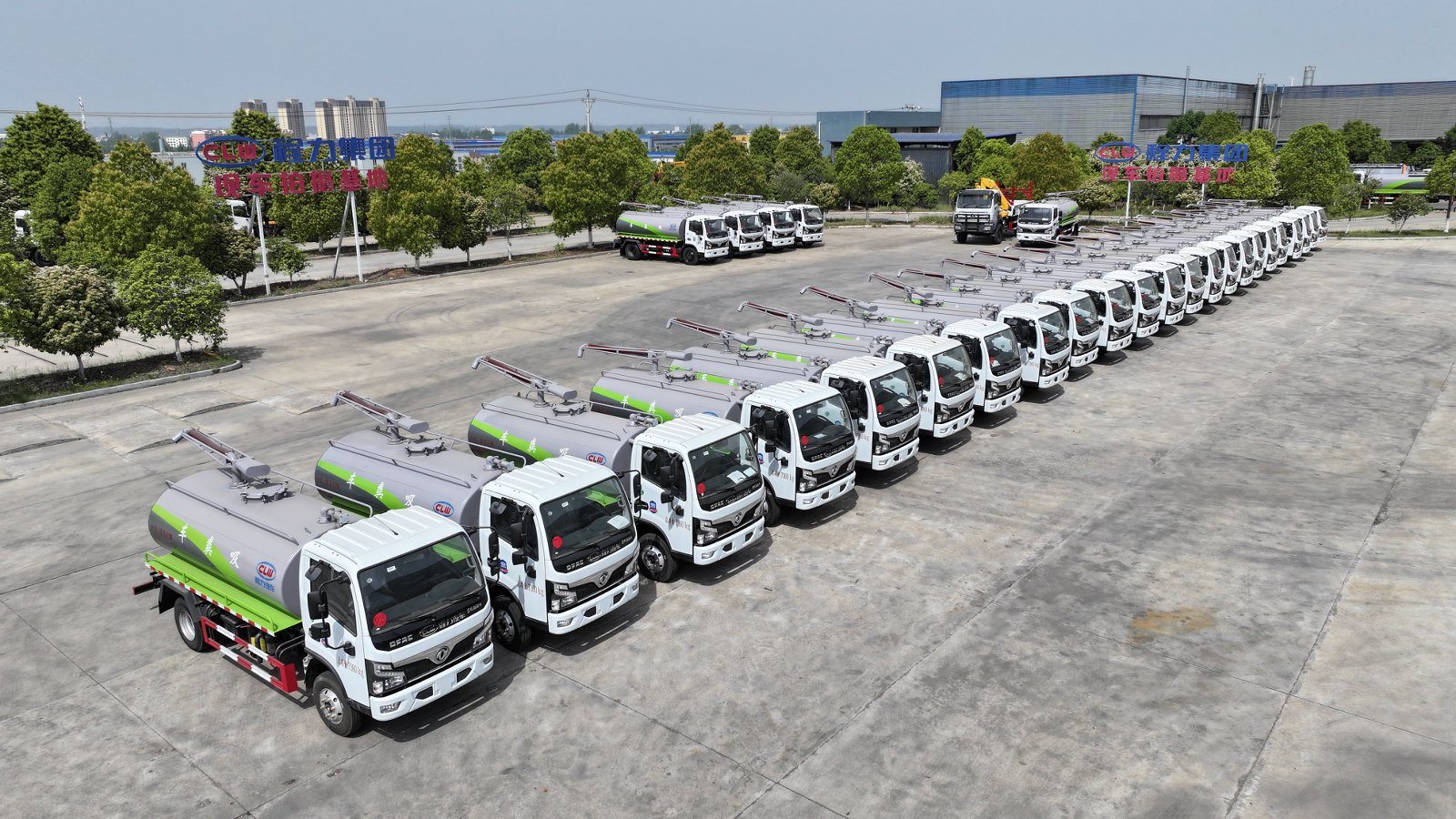 CLW cleaning truck delivery