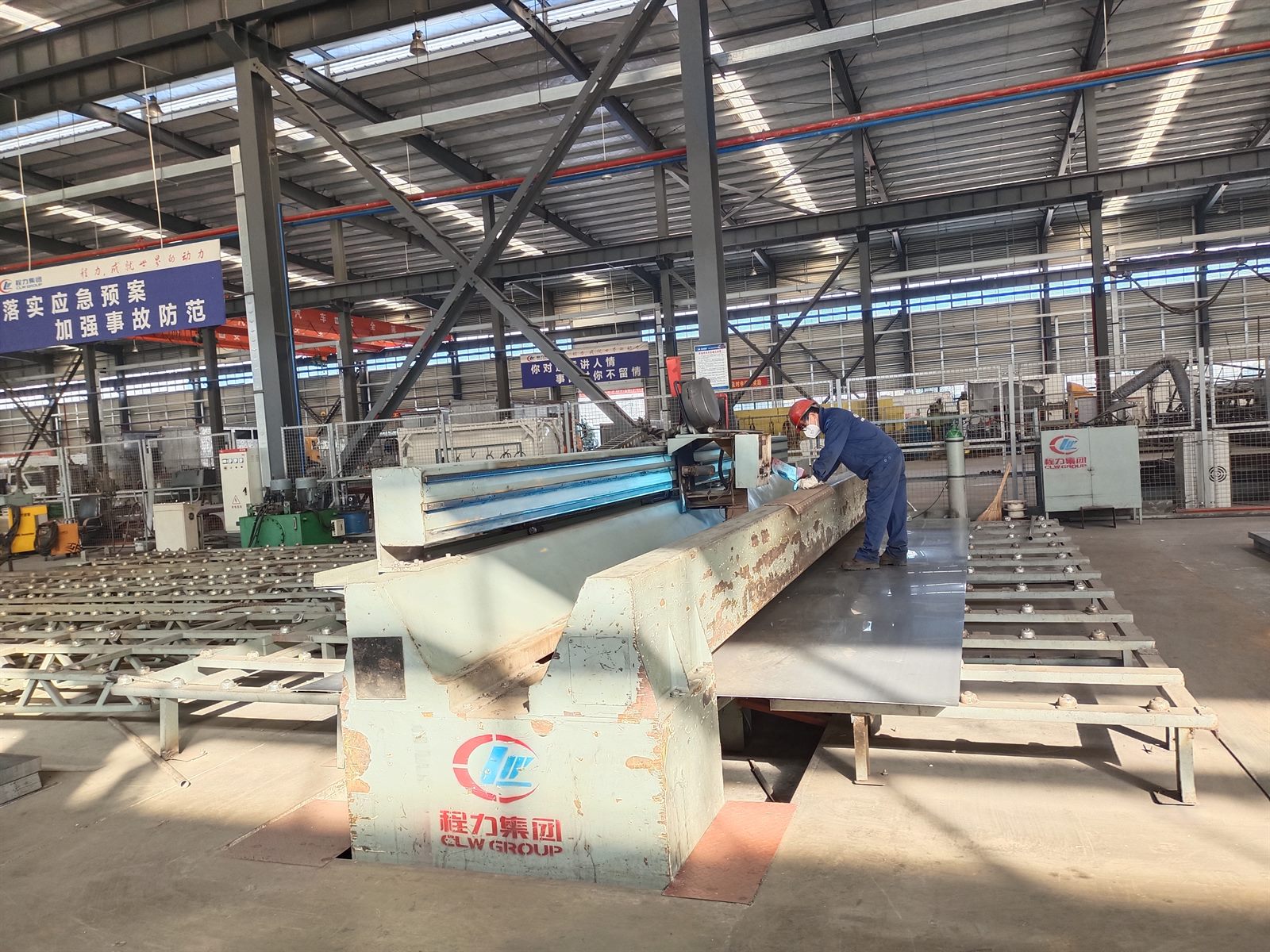 Factory Tank welding process
